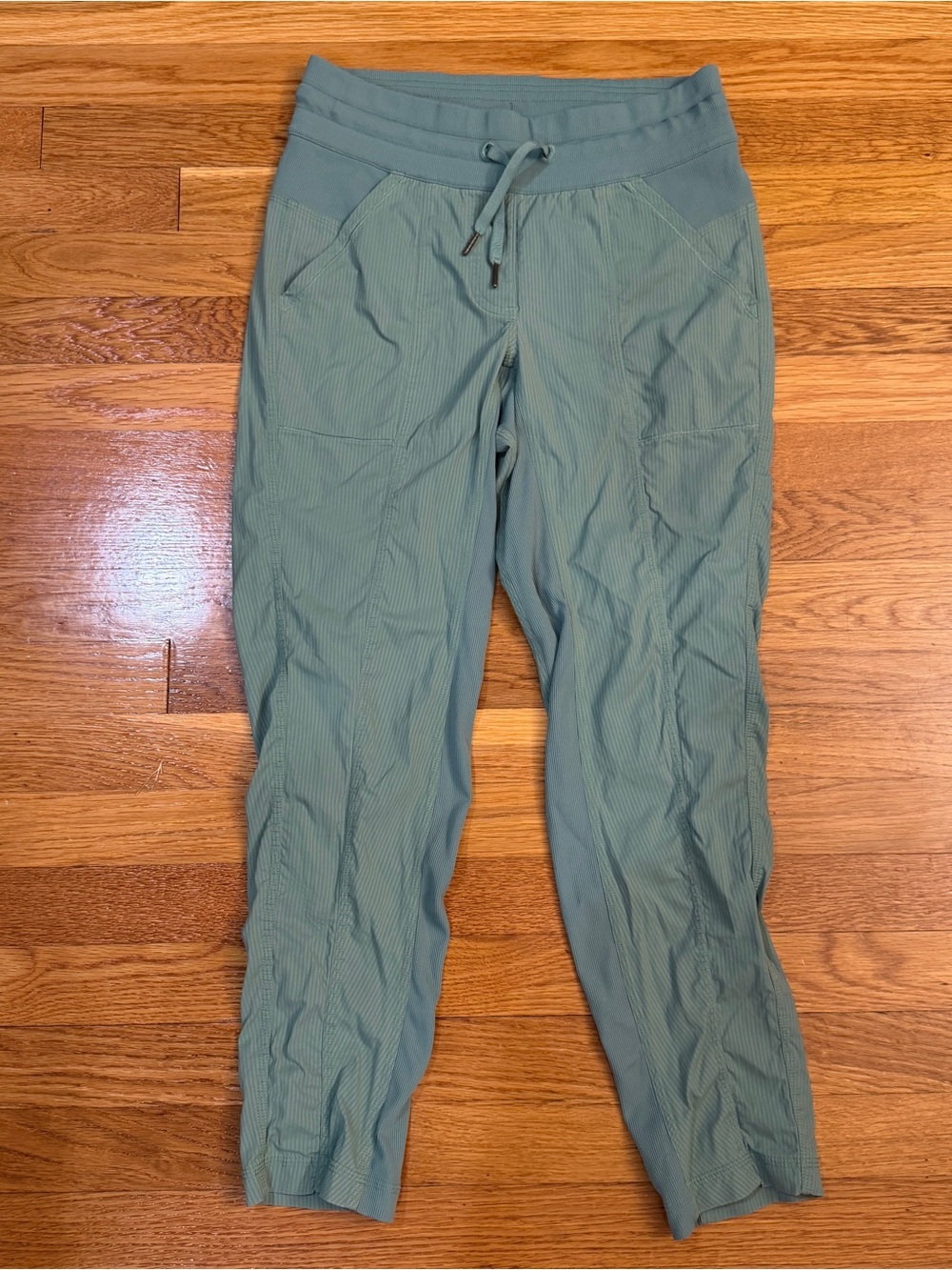 Lululemon Street To Studio Pant II *Unlined 28" Fatigue Green - Size 6 - Picture 6 of 6